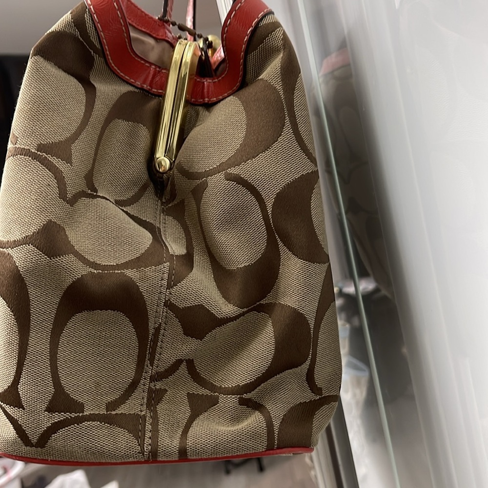 Coach KISSLOCK Very Pretty Orange & Coated Canvas Signature Stripe Handbag - Picture 2 of 7